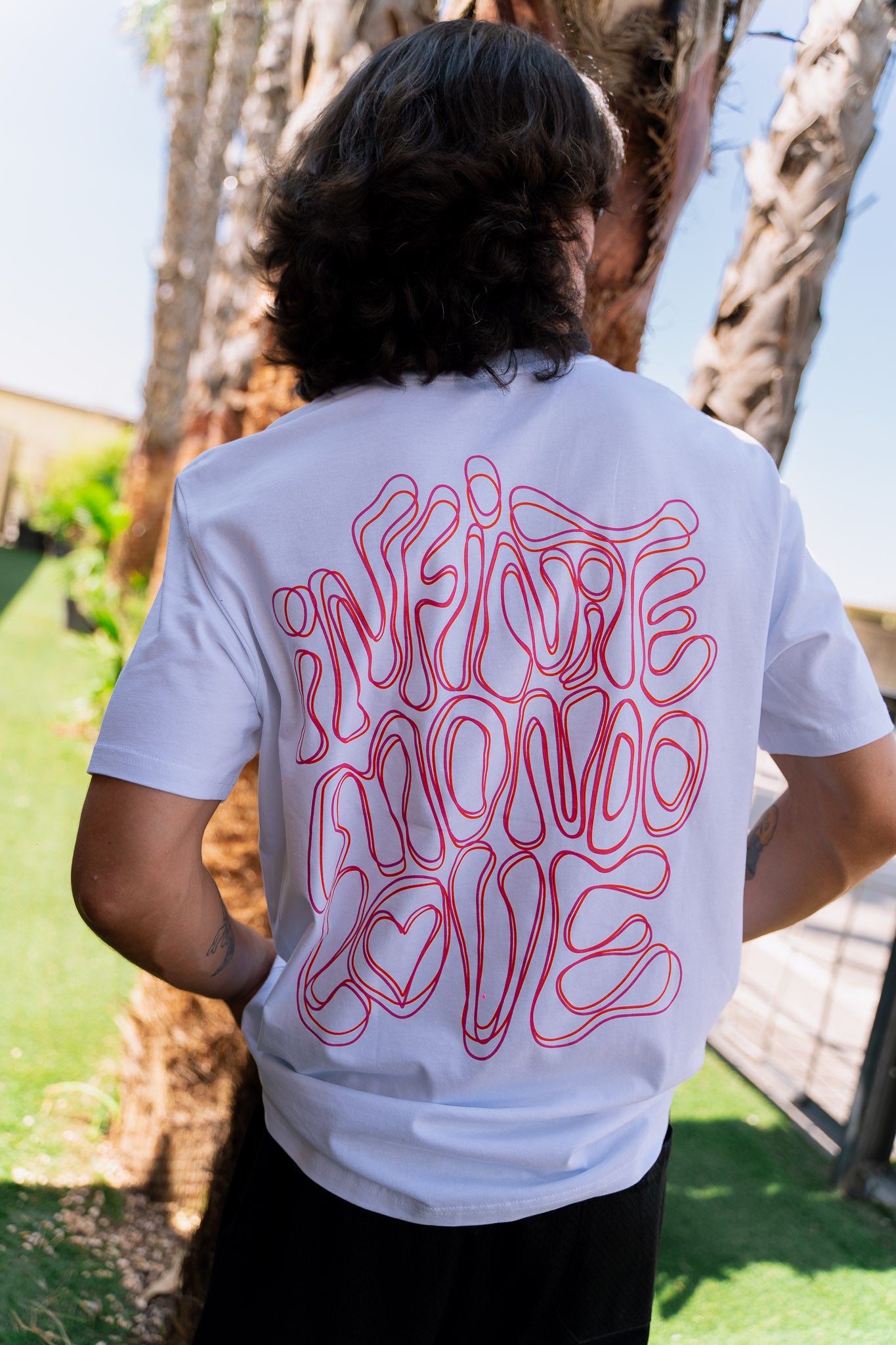 TRIPPY TEE