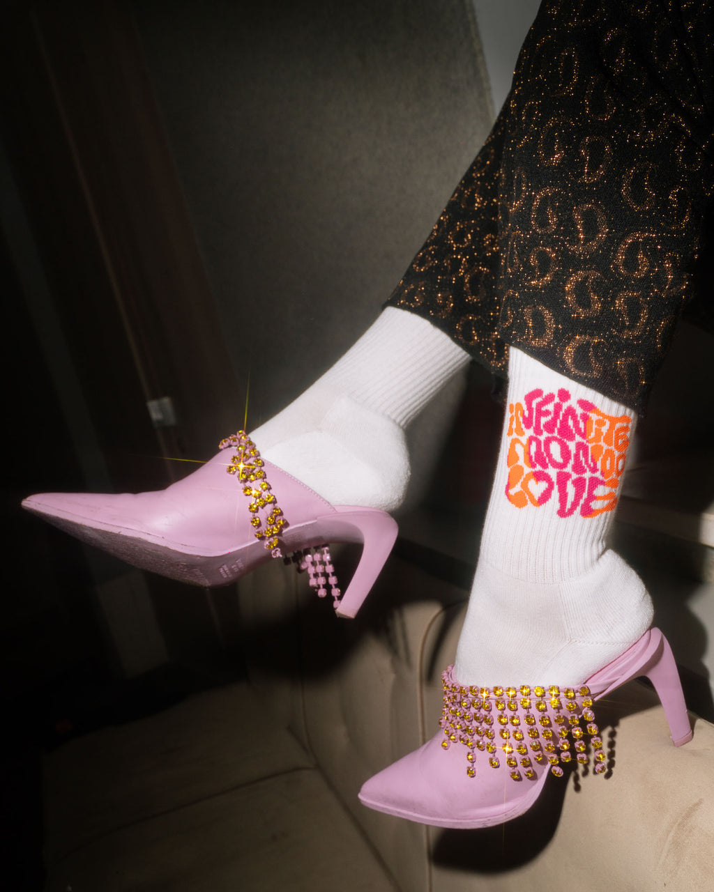 INFINITE MONDO SOCKS