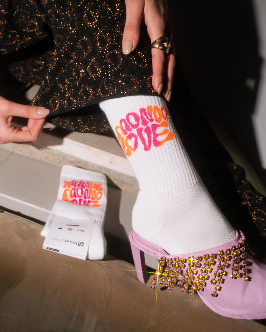 INFINITE MONDO SOCKS