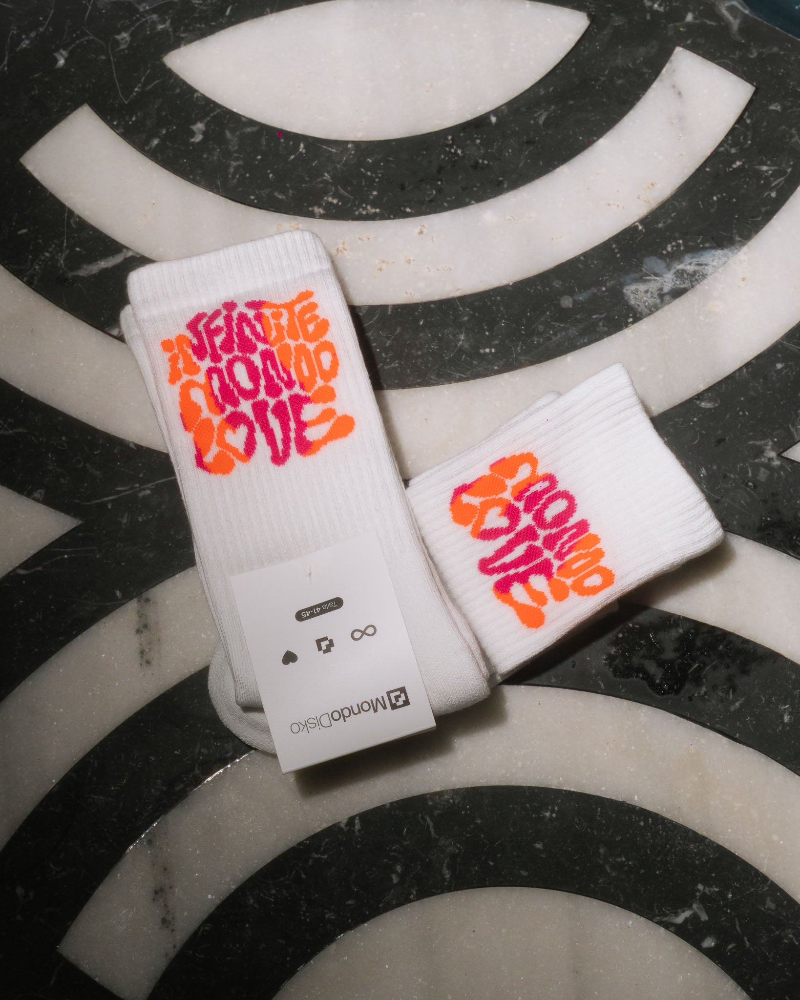 INFINITE MONDO SOCKS